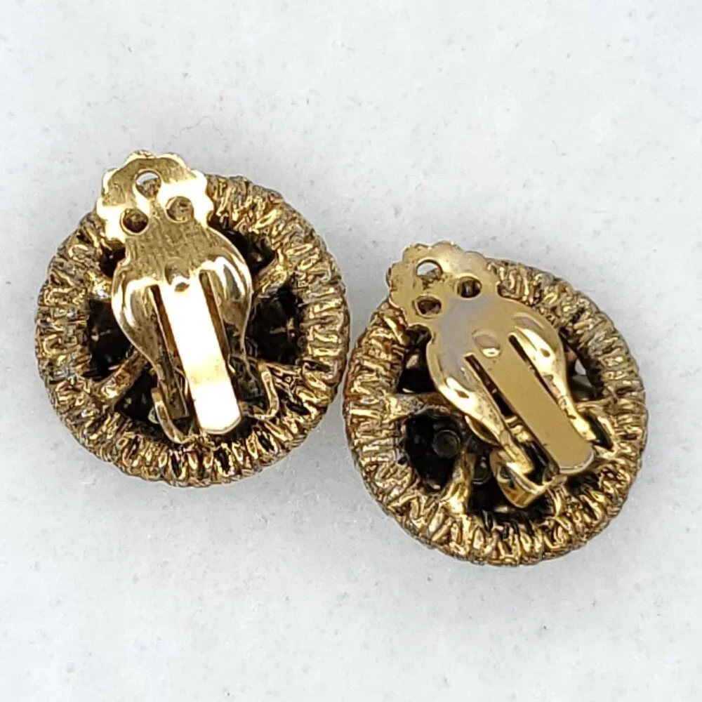 Vintage Rhinestone Earrings Green Gold Tone Round Clip On 7/8